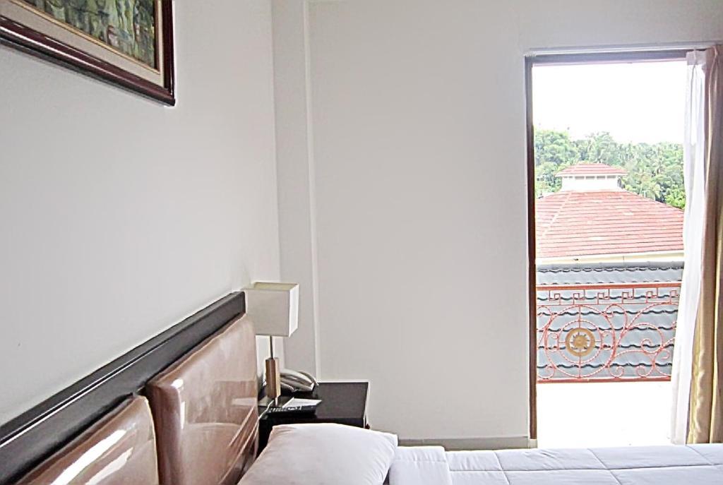 Parai City Garden Hotel - Sawahlunto Zimmer foto